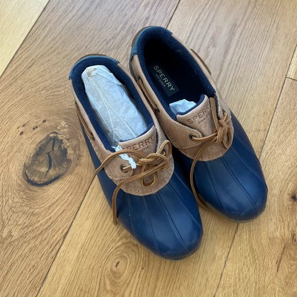 SPERRY Women's Saltwater 1-Eye Leather Duck Boot in Navy/Tan NWOT - Picture 4 of 5